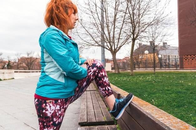 Kaczy chód ćwiczenie technika korzyści i przeciwwskazania w praktyce