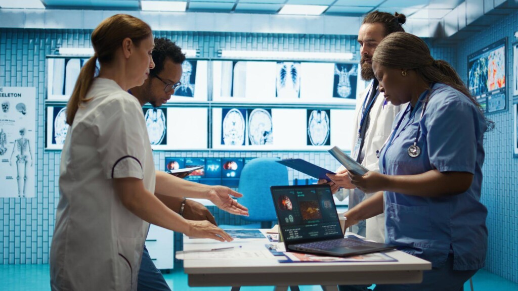 Które placówki realizują program profilaktyka 40 plus?